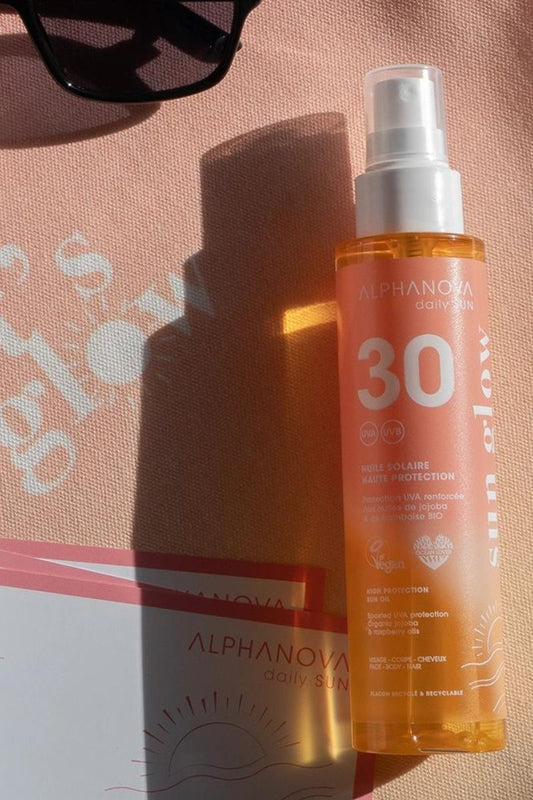 DAILY SUN SPF30 veekindel sprei päevitusõli vaarikaseemne ja jojobaõliga monoi lõhnaga 125 ml