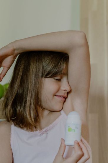 Orgaaniline kaitsev deodorant lastele õuna ja Aloe veraga  50 ml