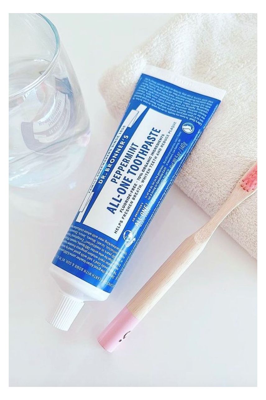 Dr.Bronner`s Orgaaniline piparmündiõliga hambapasta 140 gr